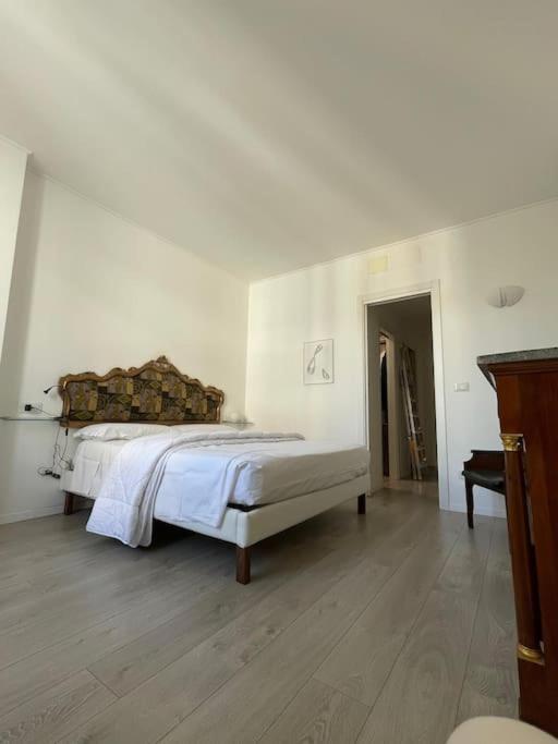 All'Otto Nel Cuore Della Citta Savona Exterior foto
