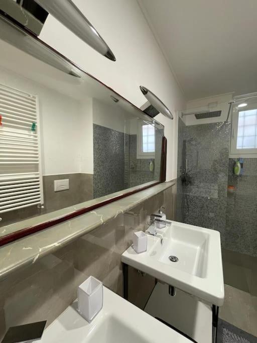 All'Otto Nel Cuore Della Citta Savona Exterior foto